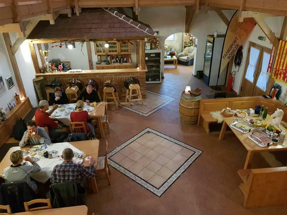 Reiterhof Roessler Villa Poppendorf im Burgenland Bagian luar foto